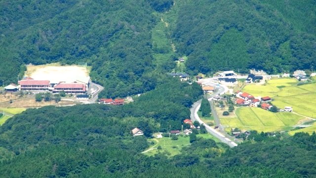 北三瓶口を眺望