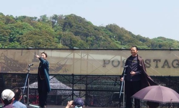 芝浜社中（ハマノ芸能舎） 二人芝居「アボルダージュ浦賀へ帰る」公演風景