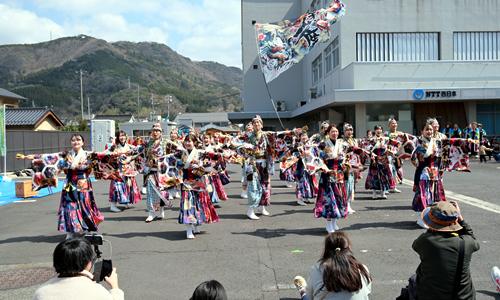 ほろろ一座 風紅咲