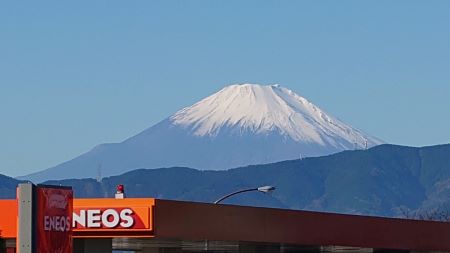 東名海老名SAからの富士山(2021.11.28)