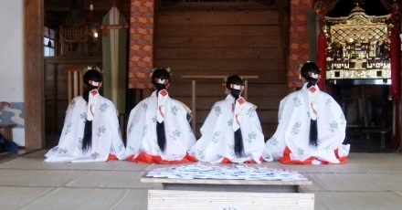 佐比賣山神社奉納浦安の舞