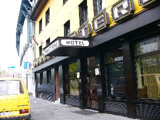 摜2005